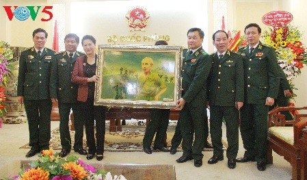 Нгуен Тхи Ким Нган поздравила Командование пограничных войск страны со знаменательной датой - ảnh 1
